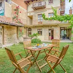 Marta Apartmán Aramengo